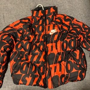 Nike loose fit puffer